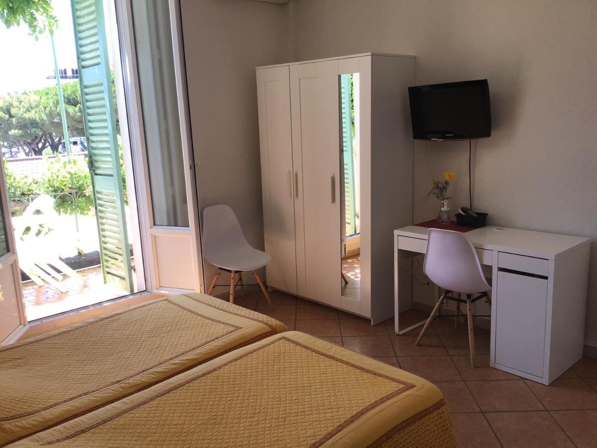 L'Ilot Fleuri Hotel Le Lavandou Luaran gambar